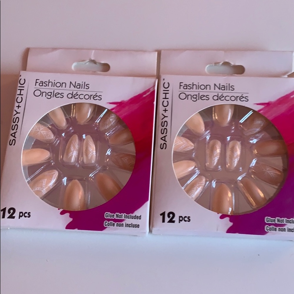 Fashion nails one set.  Pink